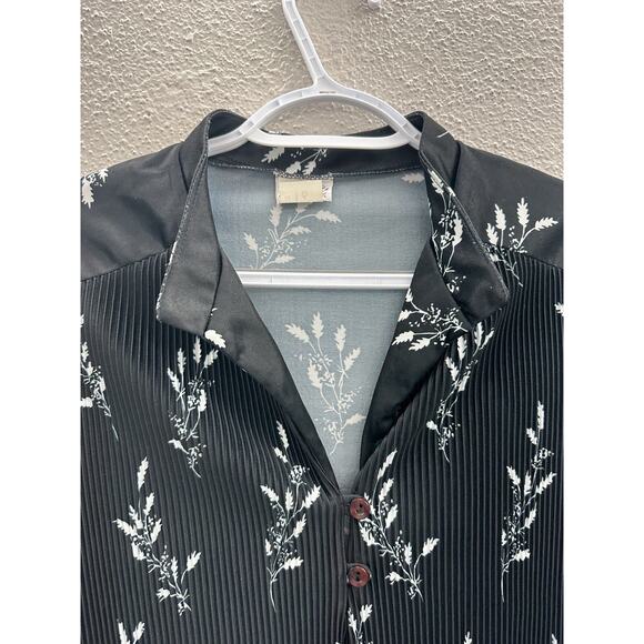 Womens Laurel Ridge Shirt Size 16 Black and White Floral 3/4 Sleeve Button Up - Picture 3 of 11